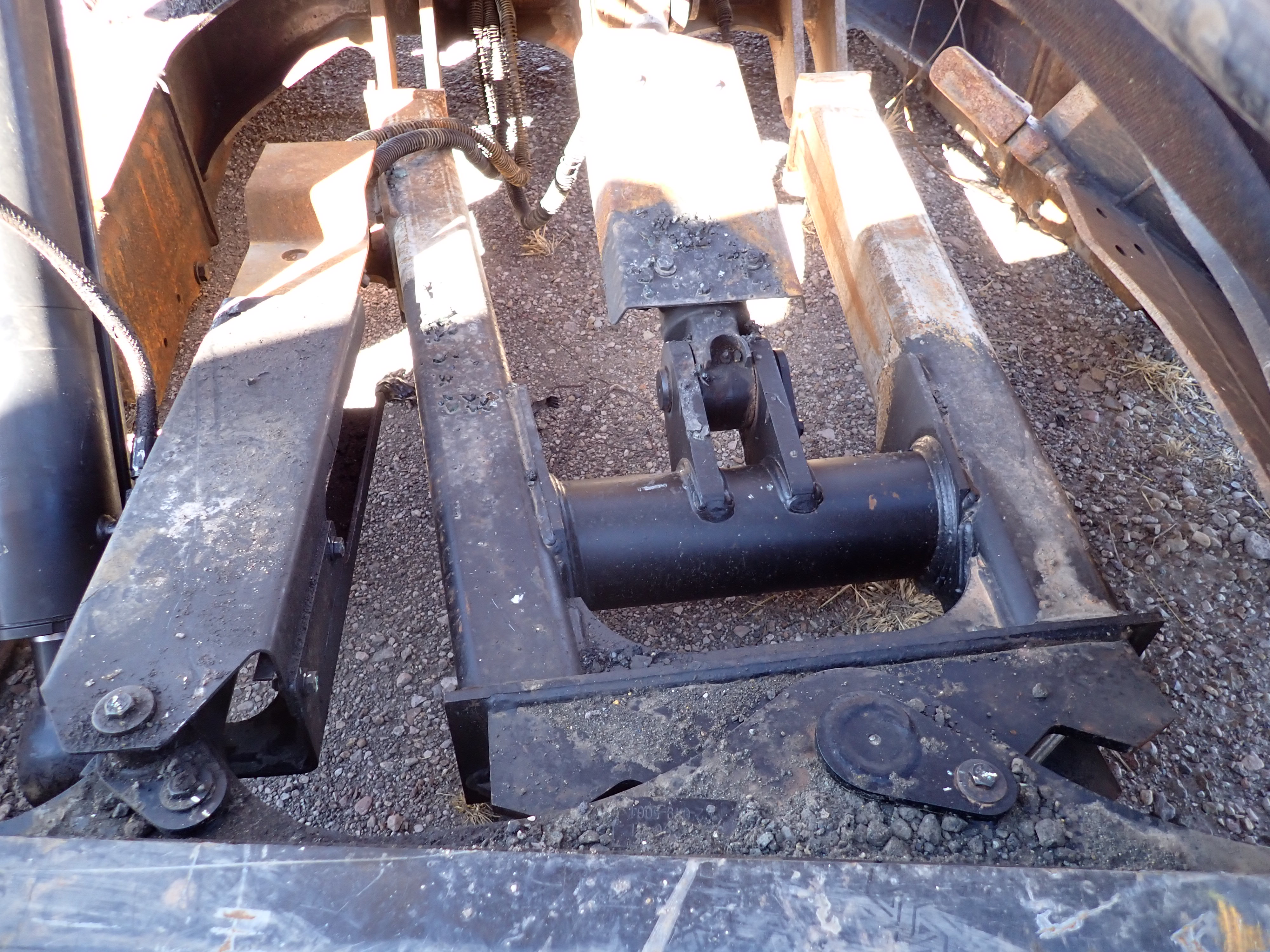 ./imagenes/INVOICE/2019/16373/EXCAVADORA CAT_ 305-7CE (14).JPG